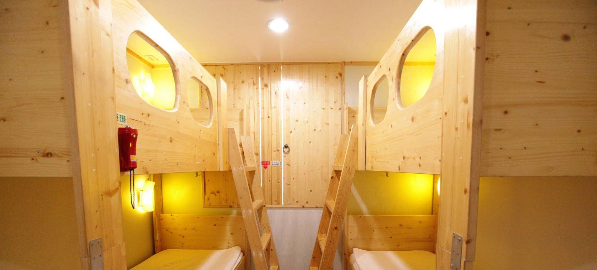 Hi Busan Guesthouse Eksteriør bilde